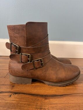 JustFab Brown Buckle Ankle Boots